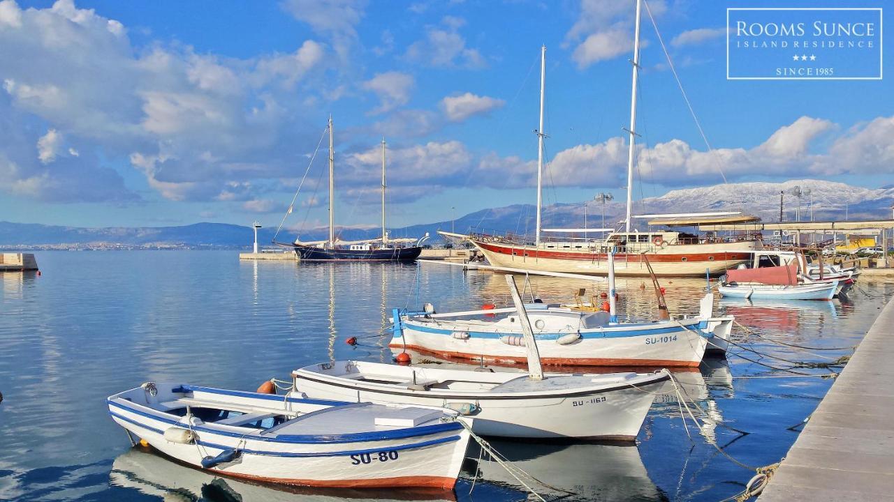 Apartments Residence Sunce Supetar - Cozy Base To Stay And Explore Island Brac Free Parking Ngoại thất bức ảnh