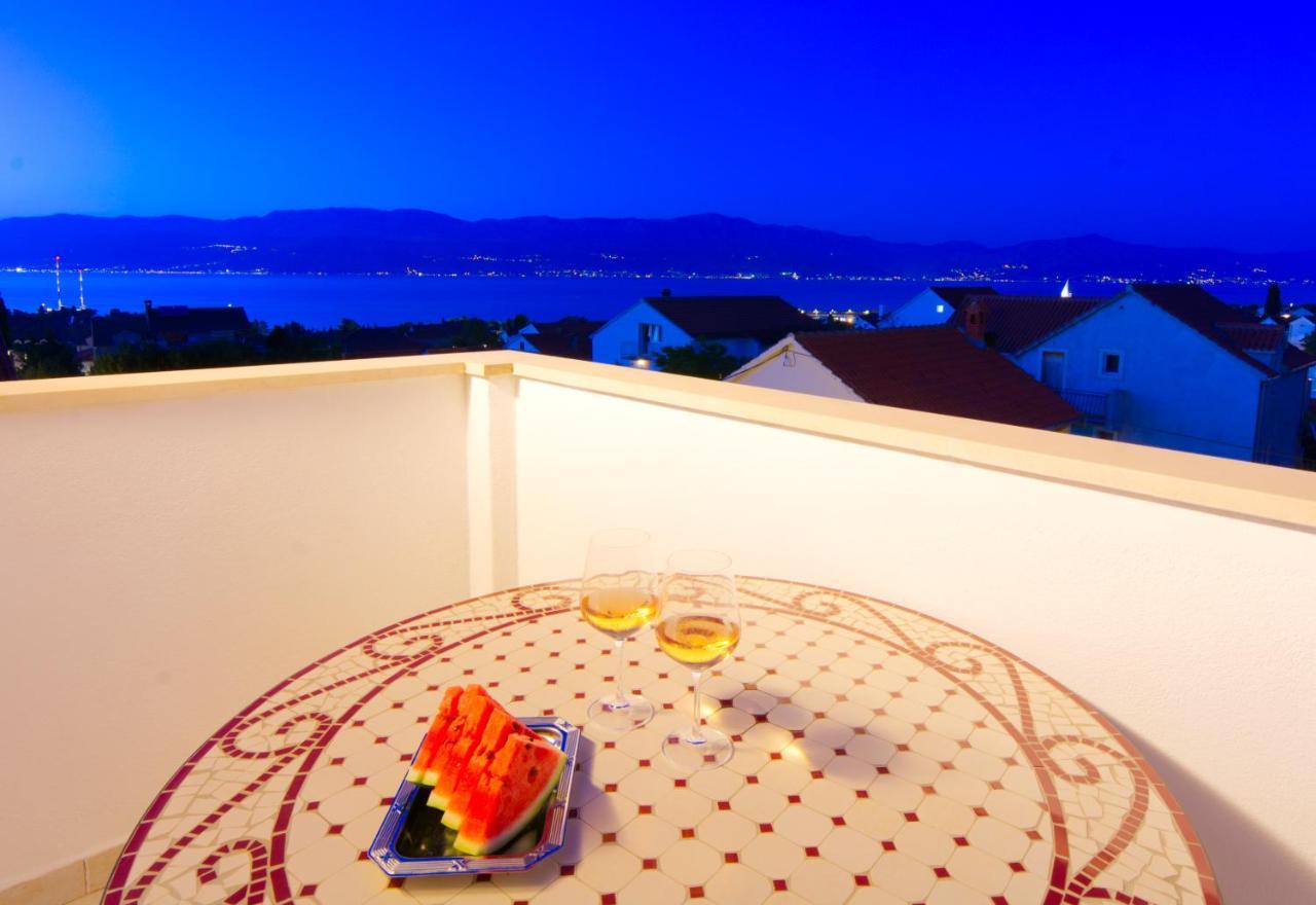 Apartments Residence Sunce Supetar - Cozy Base To Stay And Explore Island Brac Free Parking Ngoại thất bức ảnh